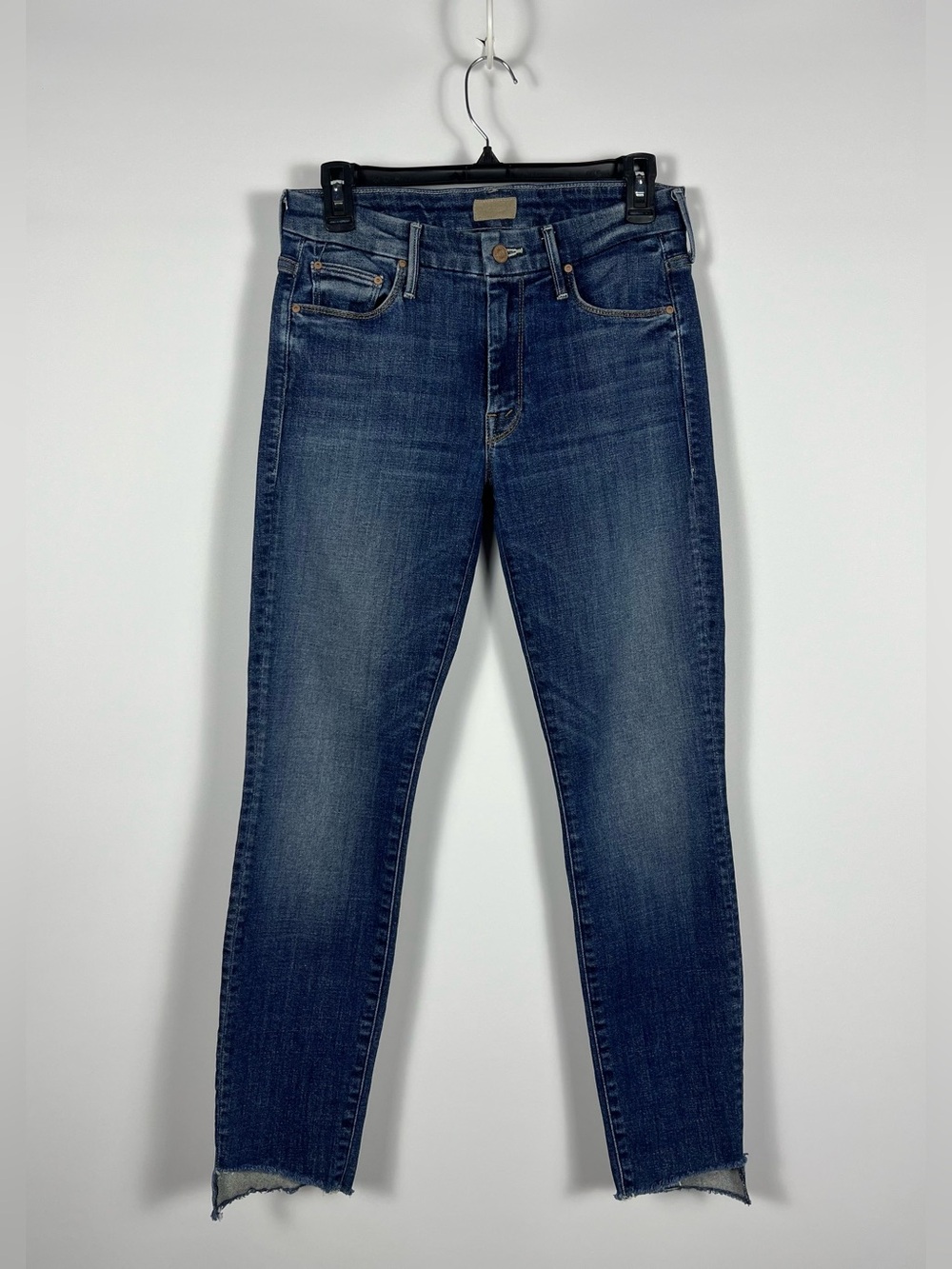 MOTHER The Looker Ankle Step Fray Size 26 Inseam 27”